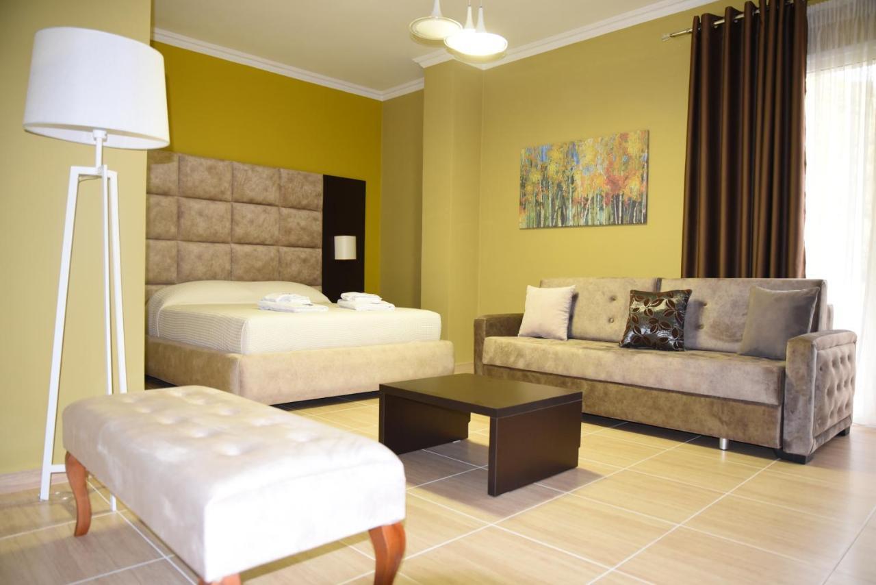 Monte Mare Hotel Vlore Exterior photo